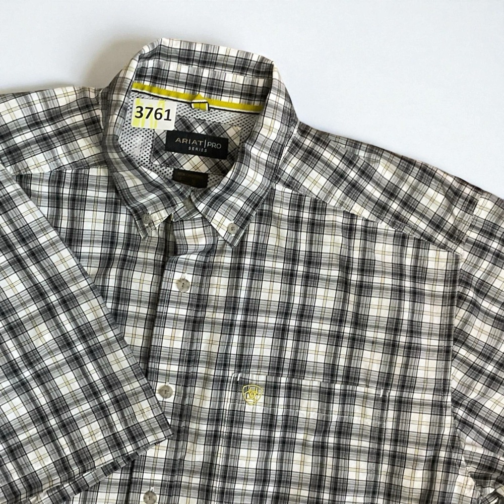 Ariat Pro Shirt Series Short Sleeve Mens Sz XL Gray Stretch Work Button Down